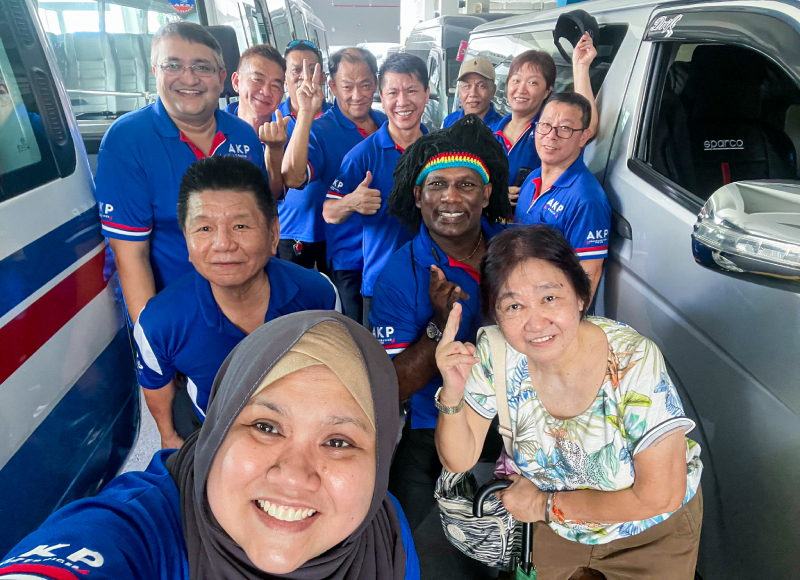 Staff 6